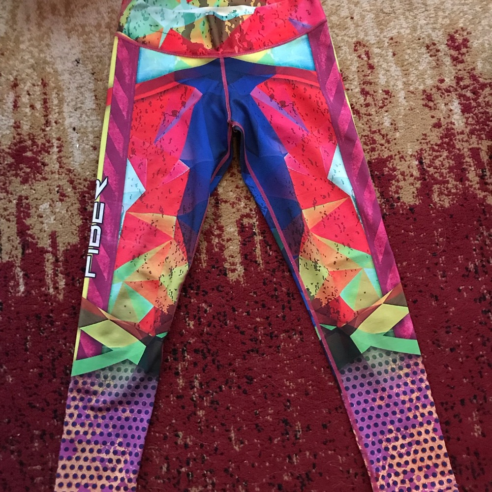 Fiber different colored leggings